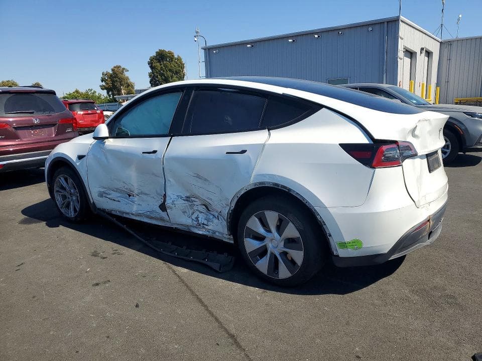 2023 TESLA MODEL Y 2