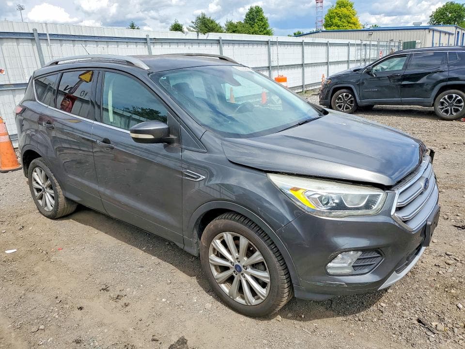 2017 FORD ESCAPE TITANIUM 4