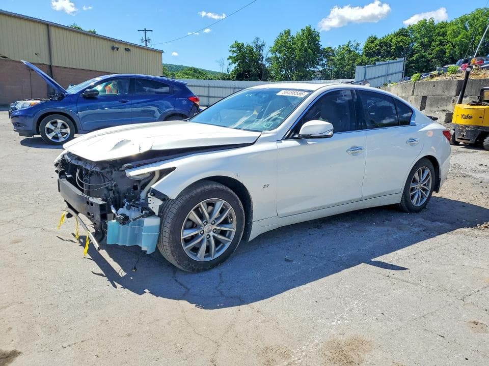 2014 INFINITI Q50