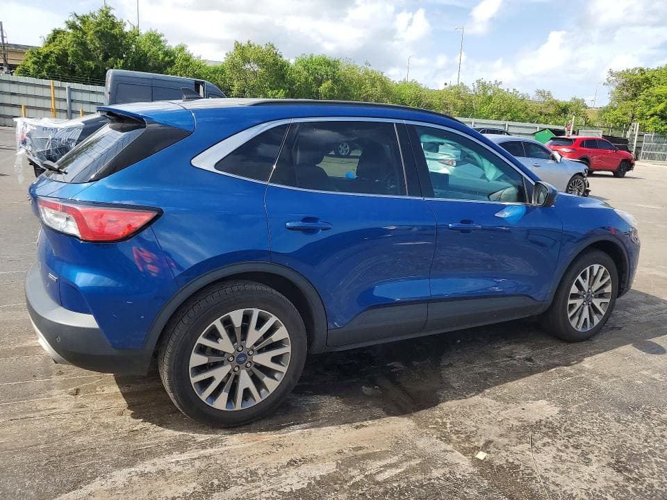 2022 FORD ESCAPE TITANIUM 3