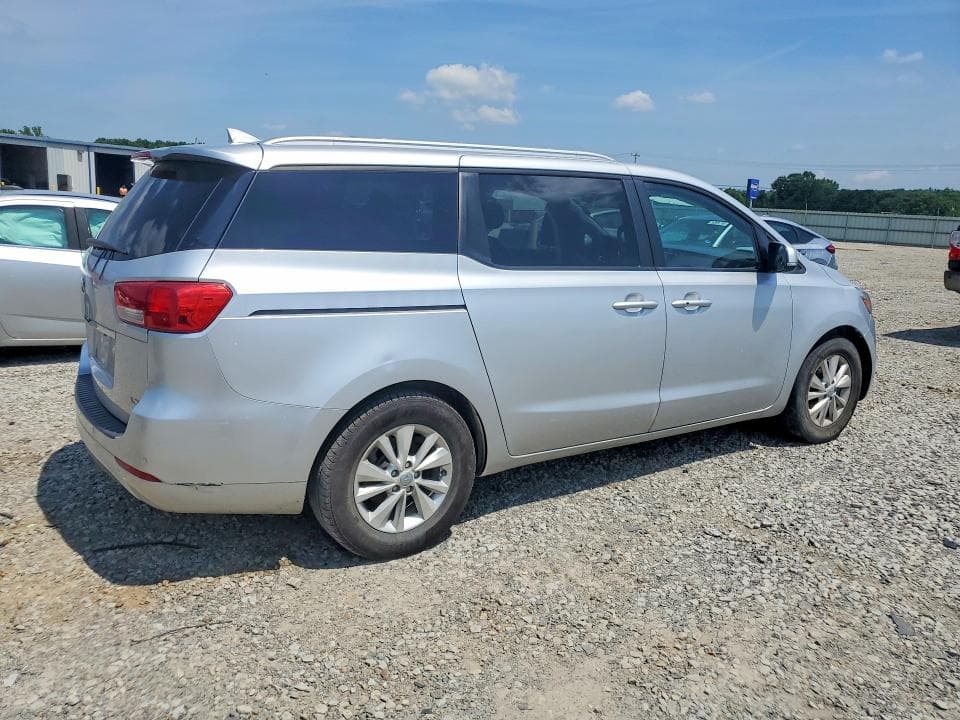 2017 KIA SEDONA LX 3