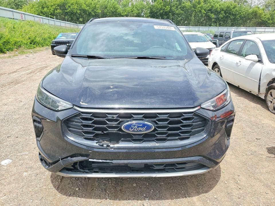 2024 FORD ESCAPE ST LINE 5