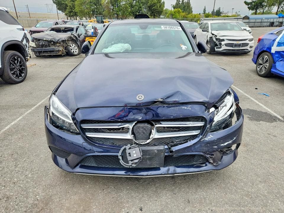 2019 MERCEDES-BENZ C 300 5