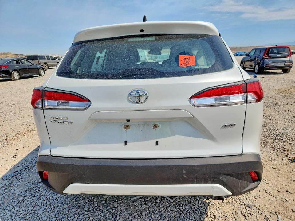 2024 TOYOTA COROLLA CROSS L 6