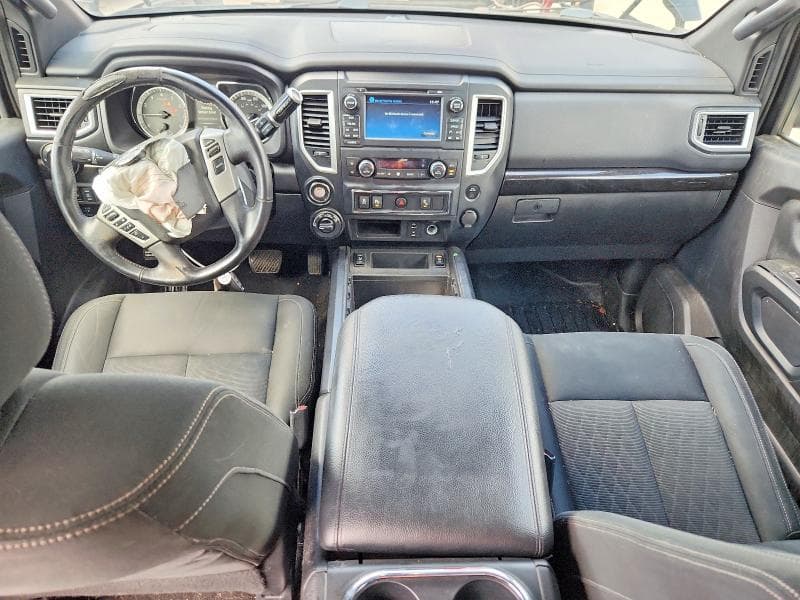 2018 NISSAN TITAN 8
