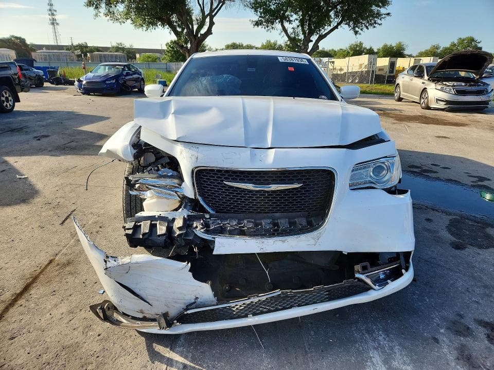 2017 CHRYSLER 300 LIMITED 5