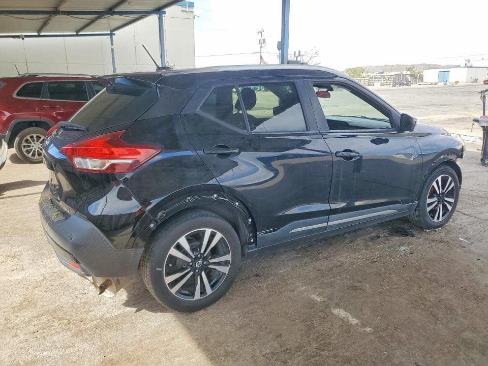 2020 NISSAN KICKS SR 3