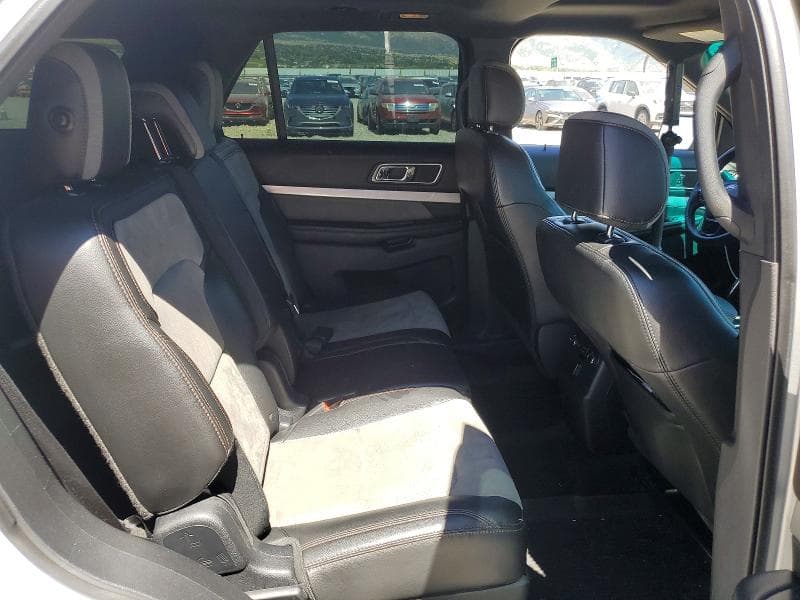 2017 FORD EXPLORER XLT 10