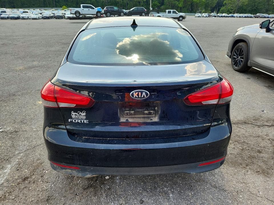 2018 KIA FORTE LX 6