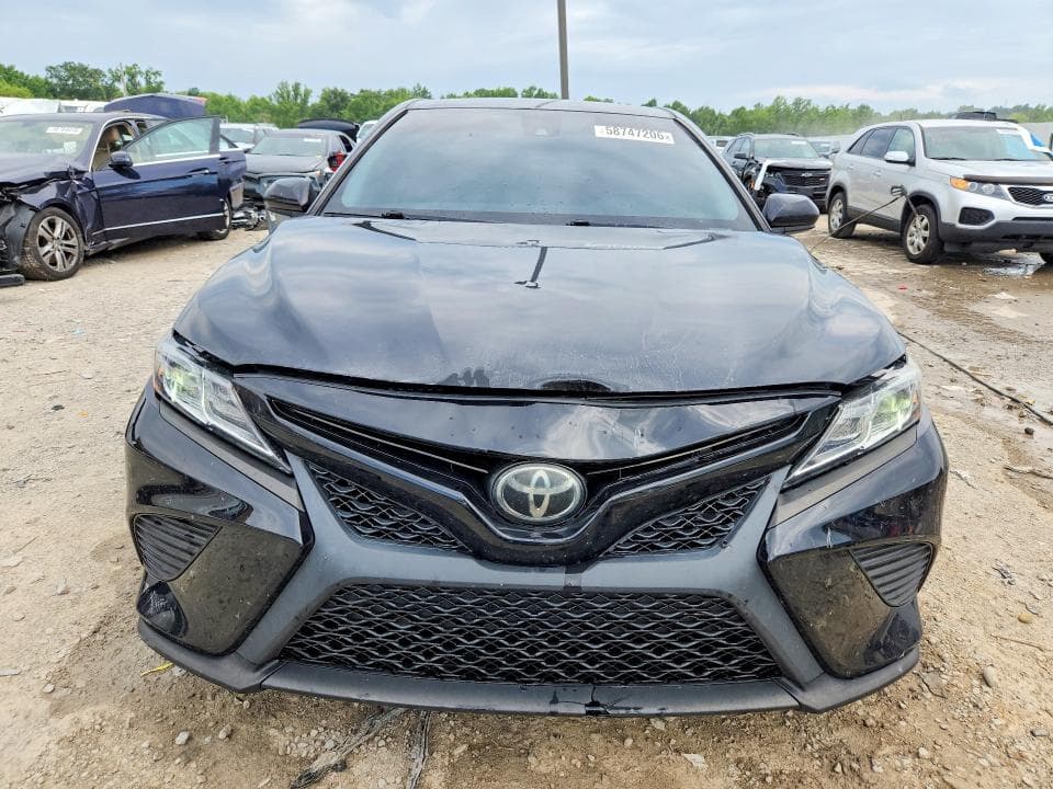 2019 TOYOTA CAMRY SE 5