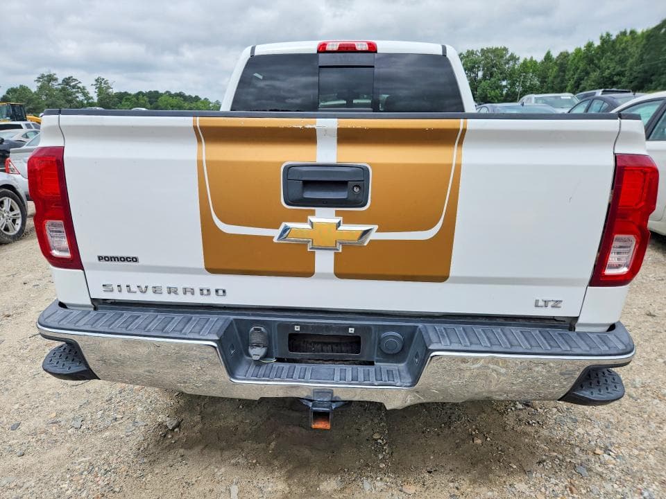 2017 CHEVROLET SILVERADO C1500 LTZ 6