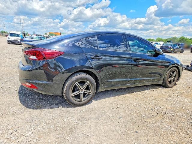 2020 HYUNDAI ELANTRA SE 3