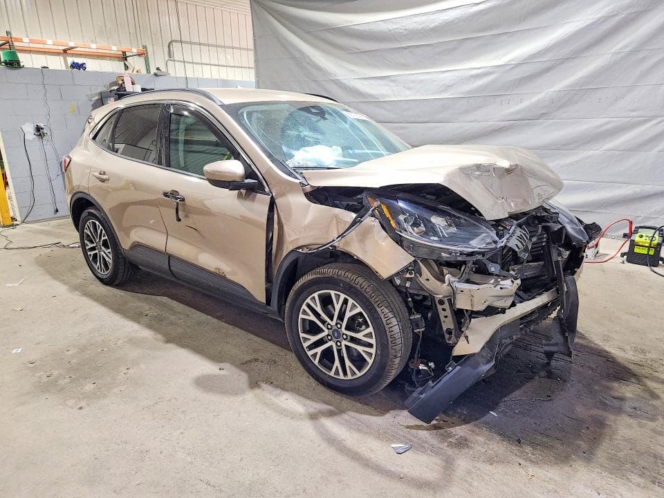 2021 FORD ESCAPE SEL 4