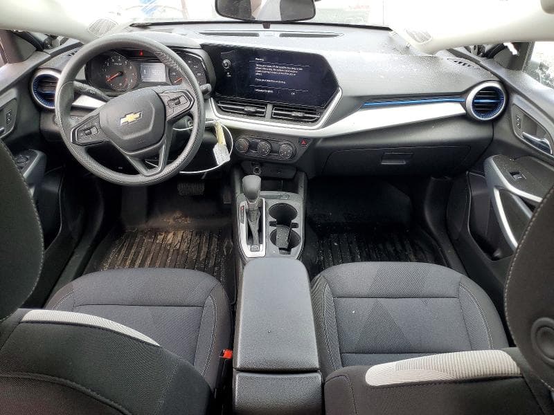 2026 CHEVROLET TRAX LS 8