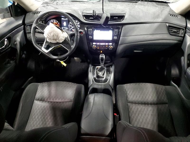 2017 NISSAN ROGUE SV 8