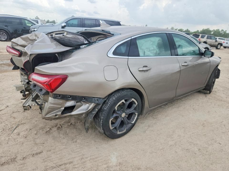 2022 CHEVROLET MALIBU LT 3