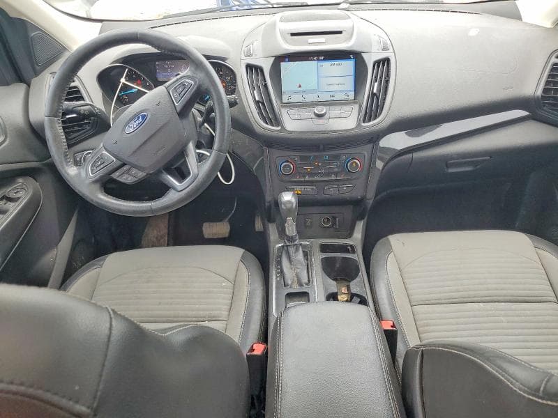 2017 FORD ESCAPE SE 8