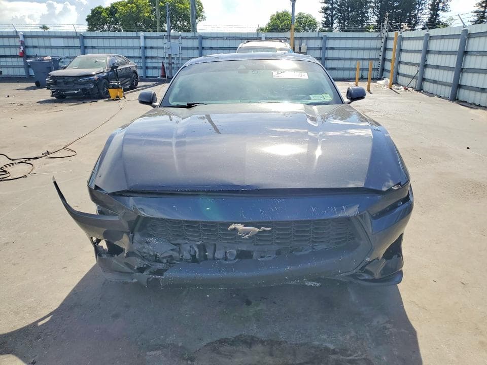 2024 FORD MUSTANG 5