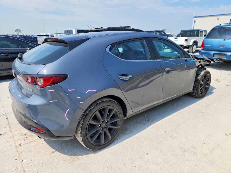 2024 MAZDA 3 PREFERRED 3