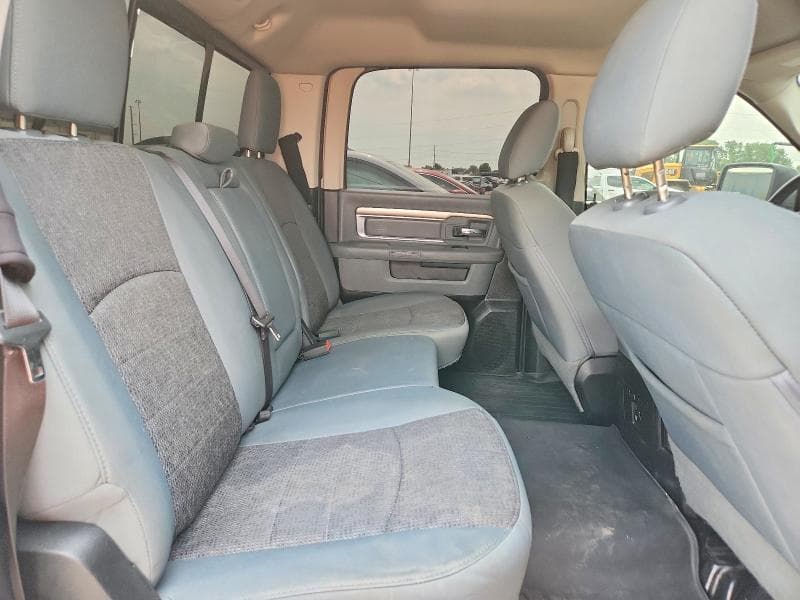 2017 RAM 1500 SLT 10