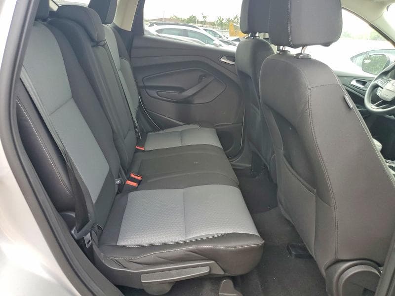 2017 FORD ESCAPE SE 11