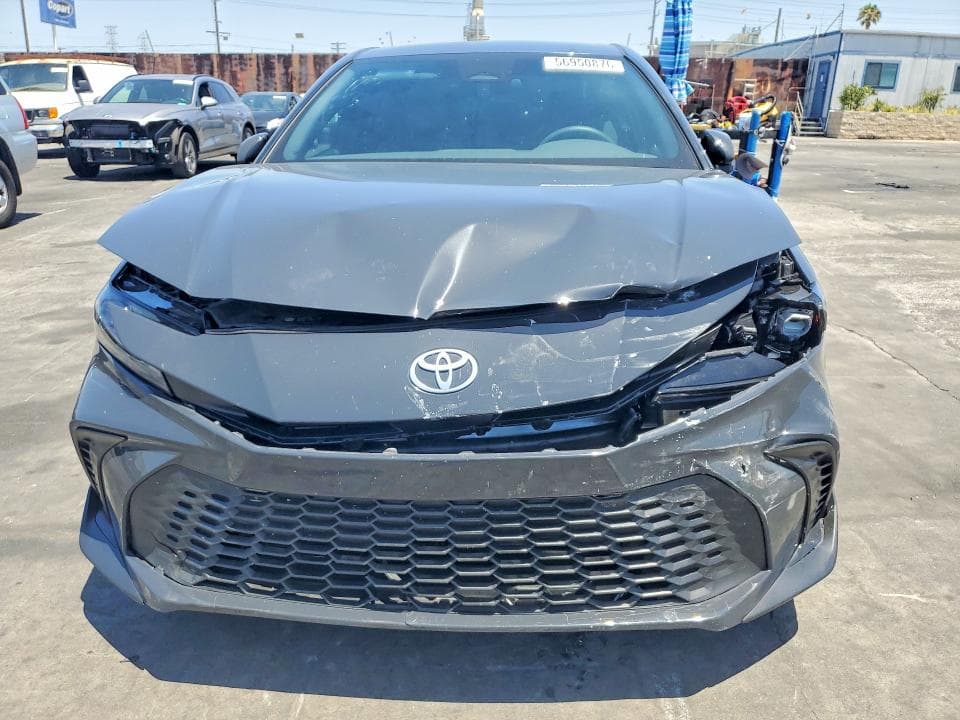 2025 TOYOTA CAMRY SE 5