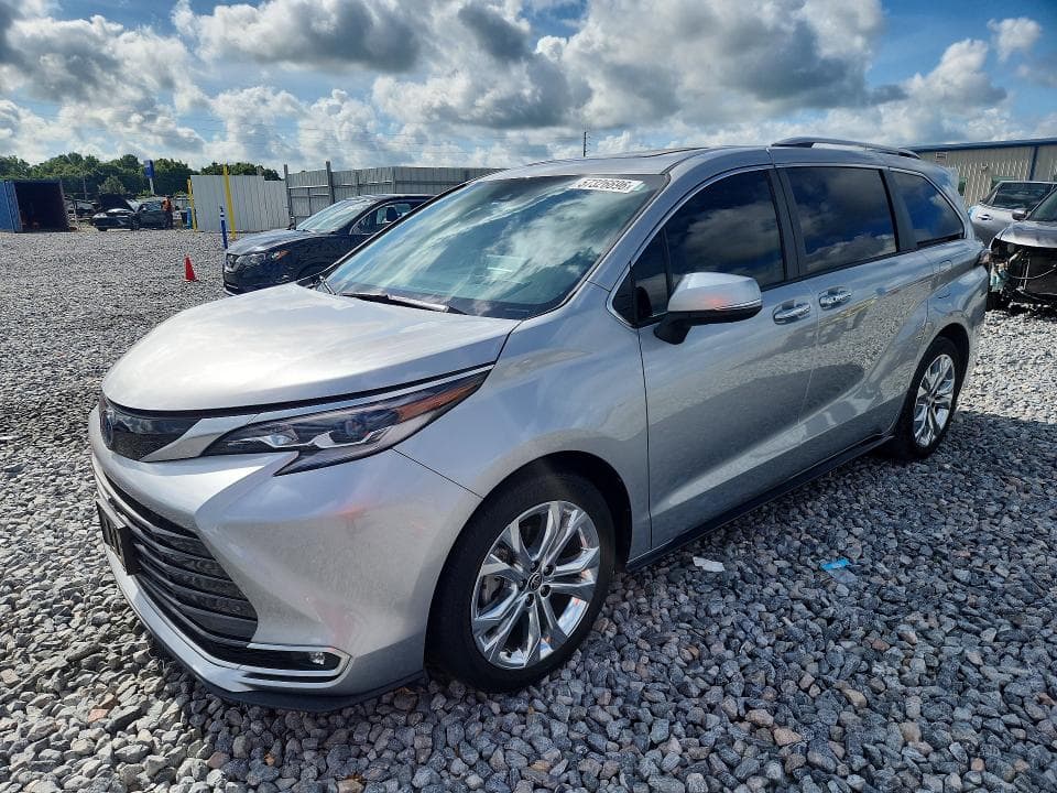 2023 TOYOTA SIENNA PLATINUM 7-PASSENGER