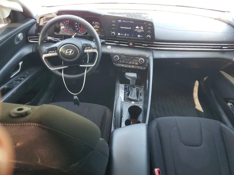 2023 HYUNDAI ELANTRA SEL 8