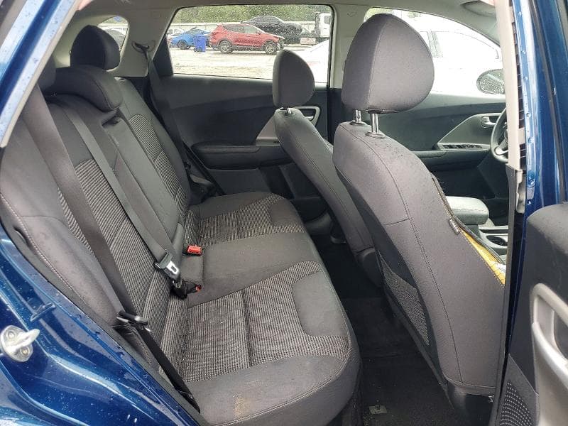 2018 KIA NIRO LX 10