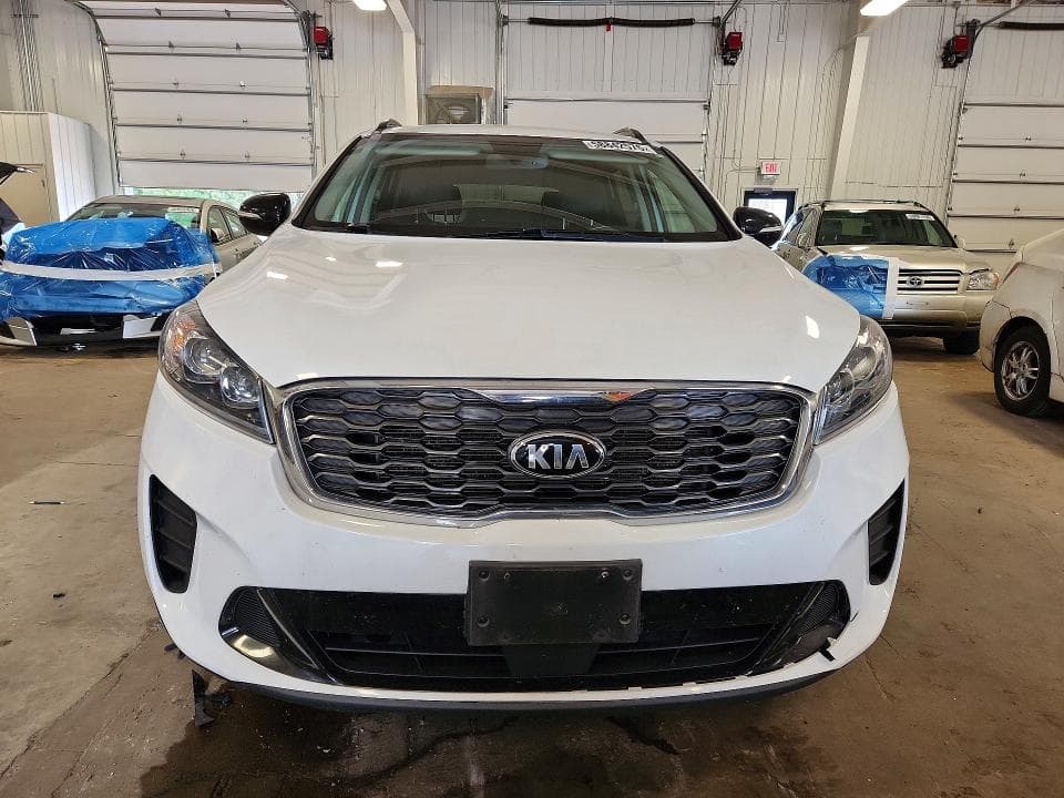 2020 KIA SORENTO S 5