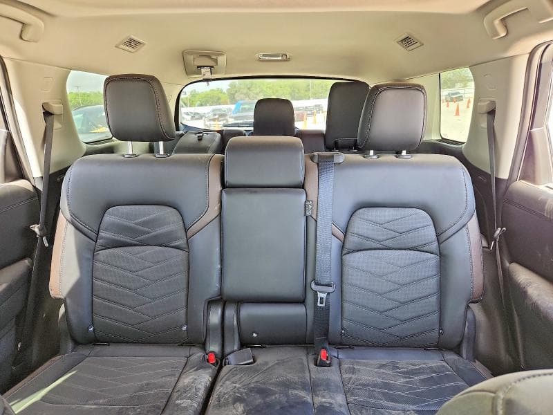 2025 NISSAN PATHFINDER PLATINUM 10