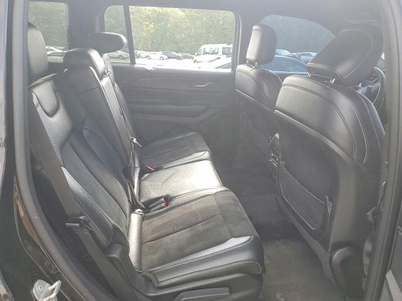2024 JEEP GRAND CHEROKEE L LAREDO 11