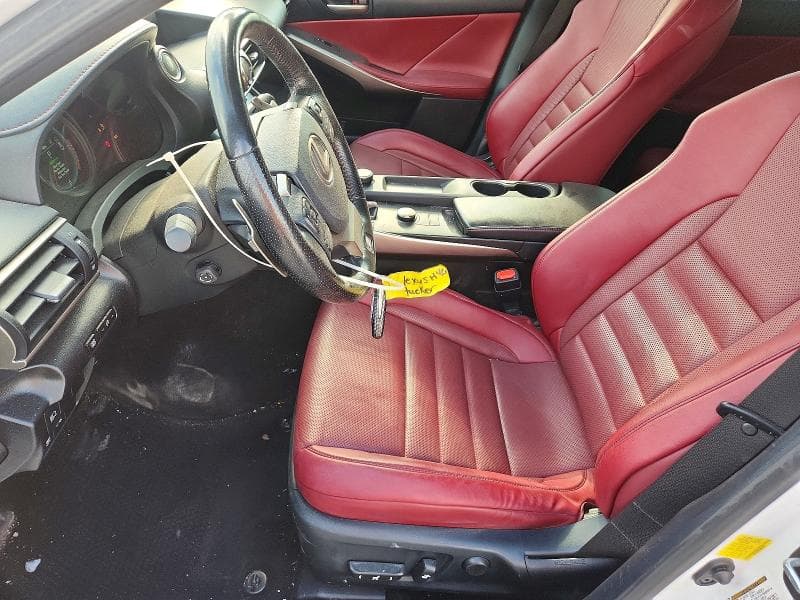 2018 LEXUS IS 300 7