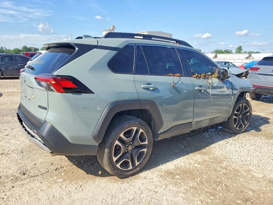 2021 TOYOTA RAV4 ADVENTURE 3