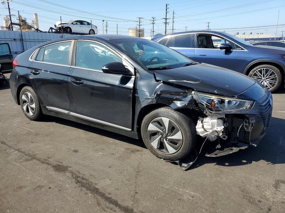 2018 HYUNDAI IONIQ SEL 4
