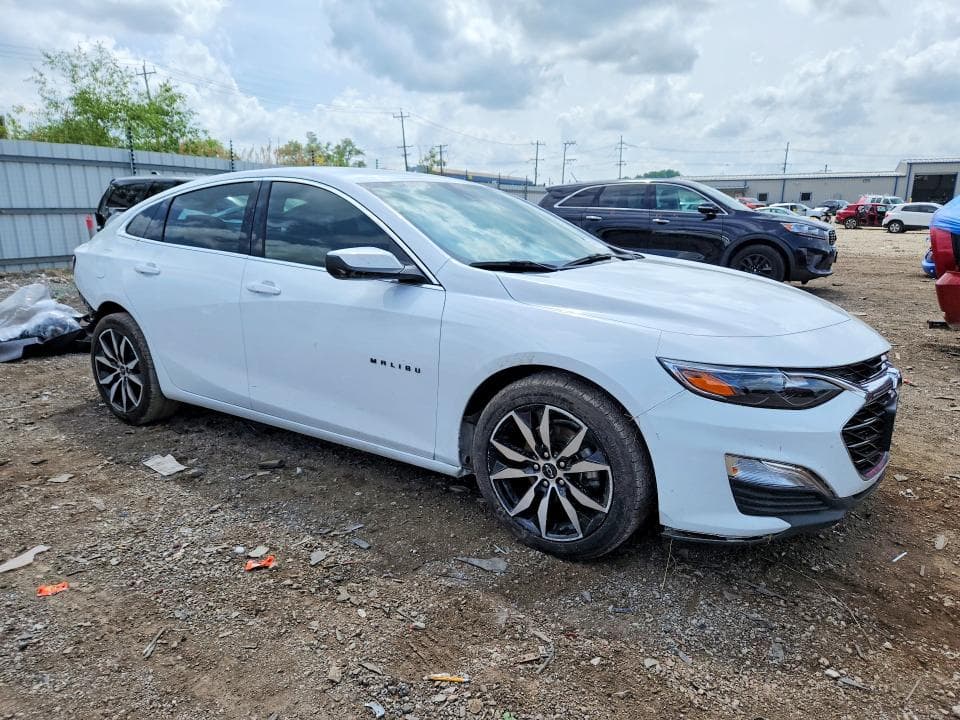 2023 CHEVROLET MALIBU RS 4