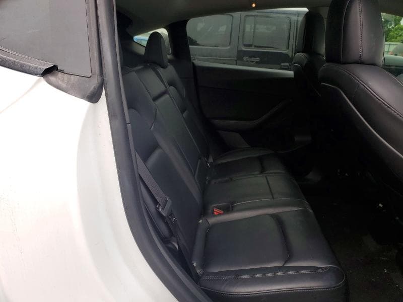 2022 TESLA MODEL Y 10