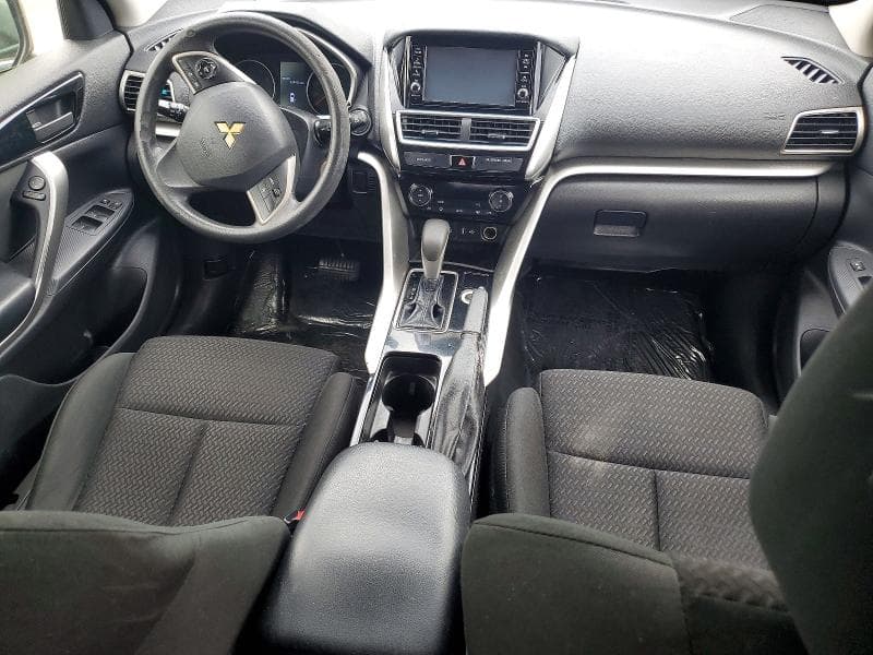 2019 MITSUBISHI ECLIPSE CROSS ES 8