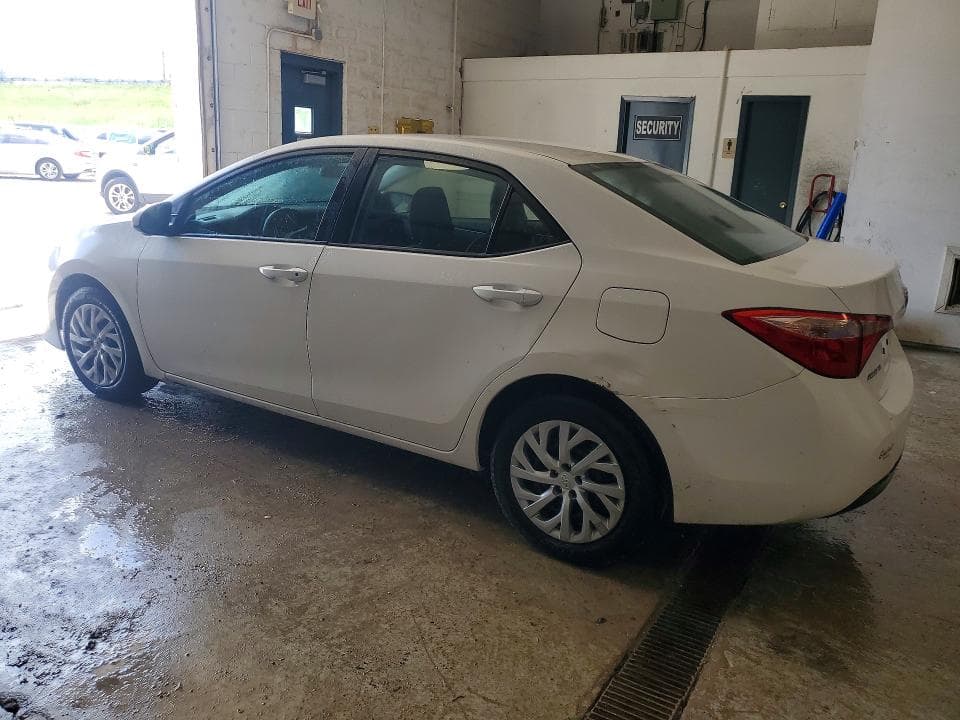2017 TOYOTA COROLLA LE 2