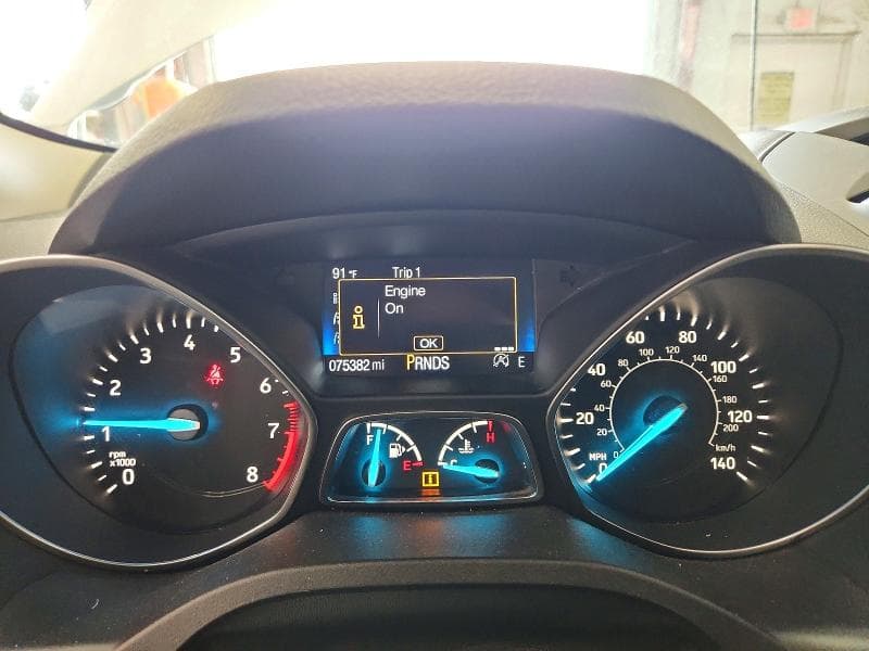 2017 FORD ESCAPE SE 9
