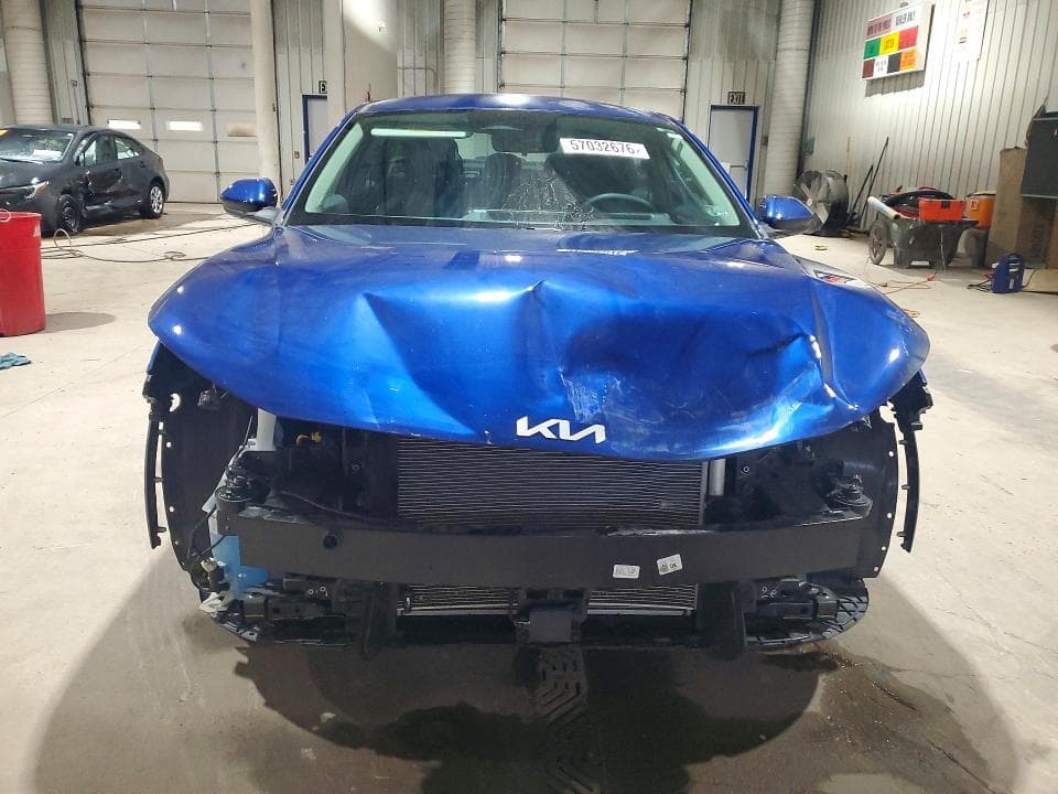 2025 KIA K4 LXS 5