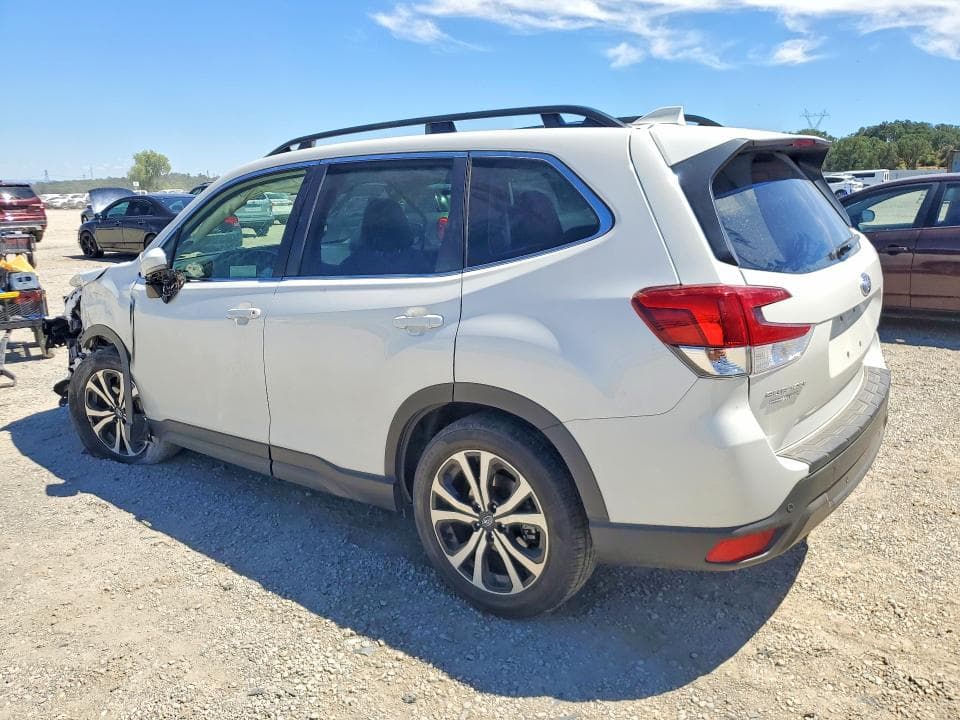 2023 SUBARU FORESTER LIMITED 2