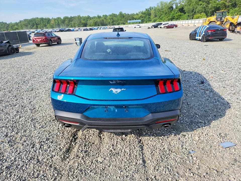 2026 FORD MUSTANG 6