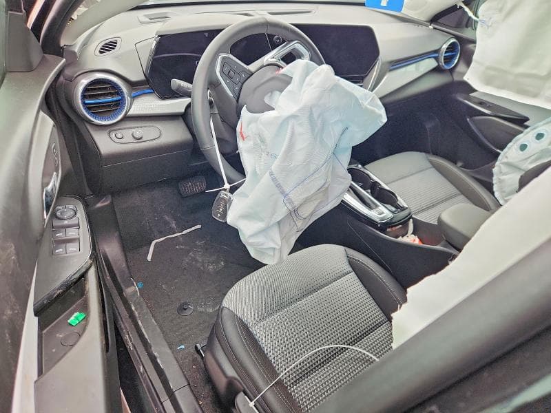 2026 CHEVROLET TRAX 1LT 8