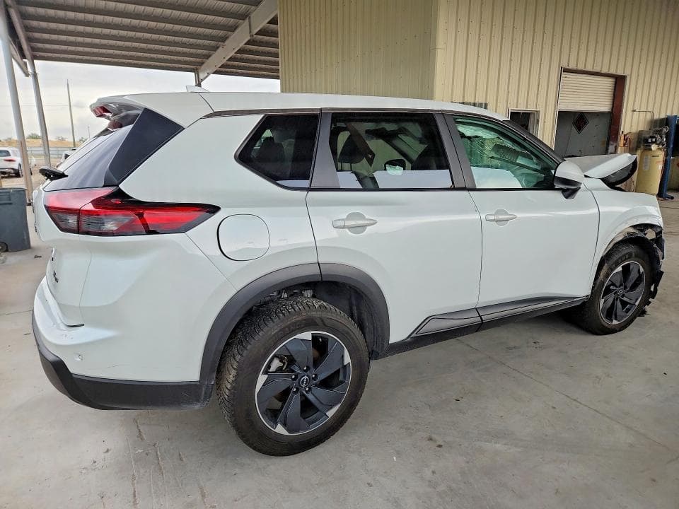 2024 NISSAN ROGUE SV 3