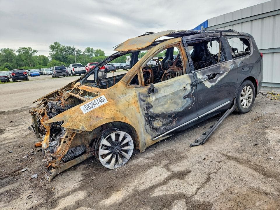 2017 CHRYSLER PACIFICA TOURING L - 1