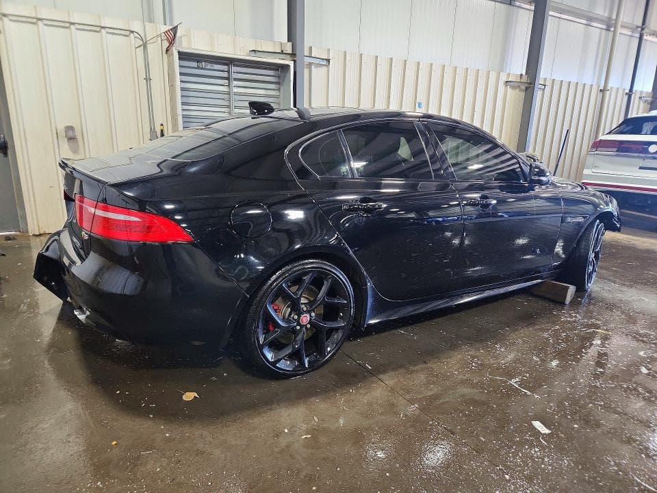 2019 JAGUAR XE S 3