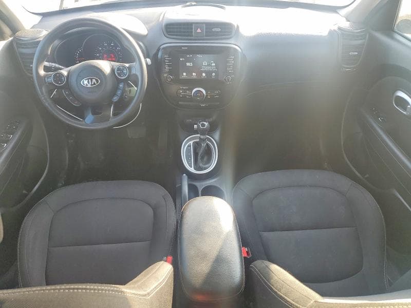 2018 KIA SOUL + 8