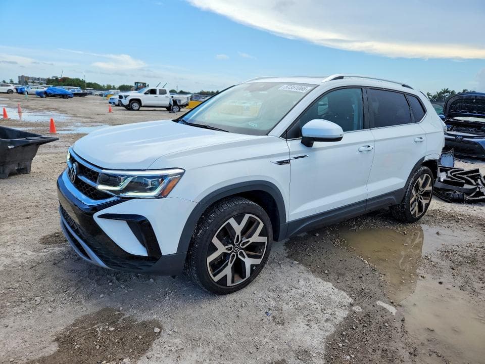 2022 VOLKSWAGEN TAOS SEL