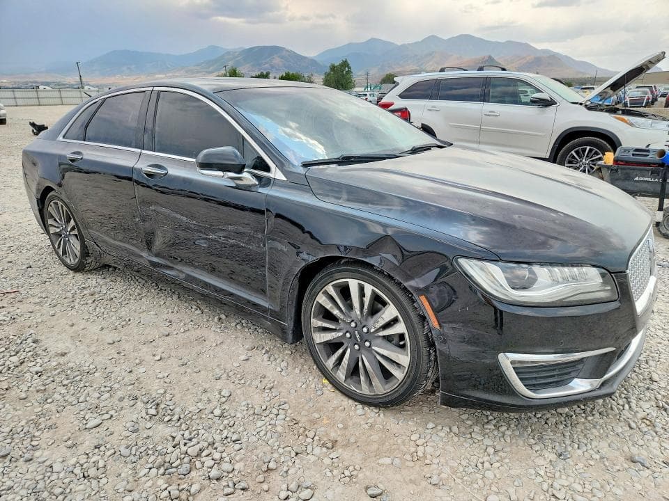 2017 LINCOLN MKZ RESERVE 4
